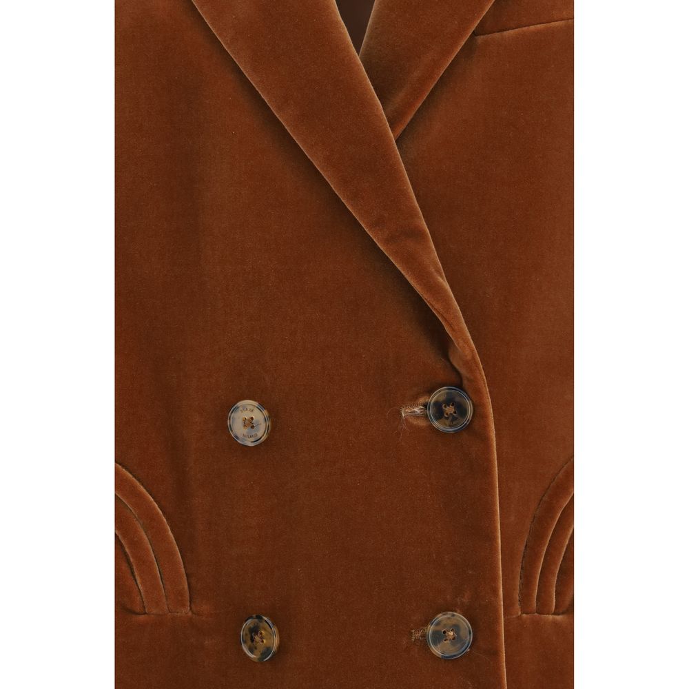 Elevate your wardrobe with the Blazé Milano Brown Cotton Blazer from the AW26 collection, a testament to exquisite craftsmanship and timeless elegance for the discerning individual.