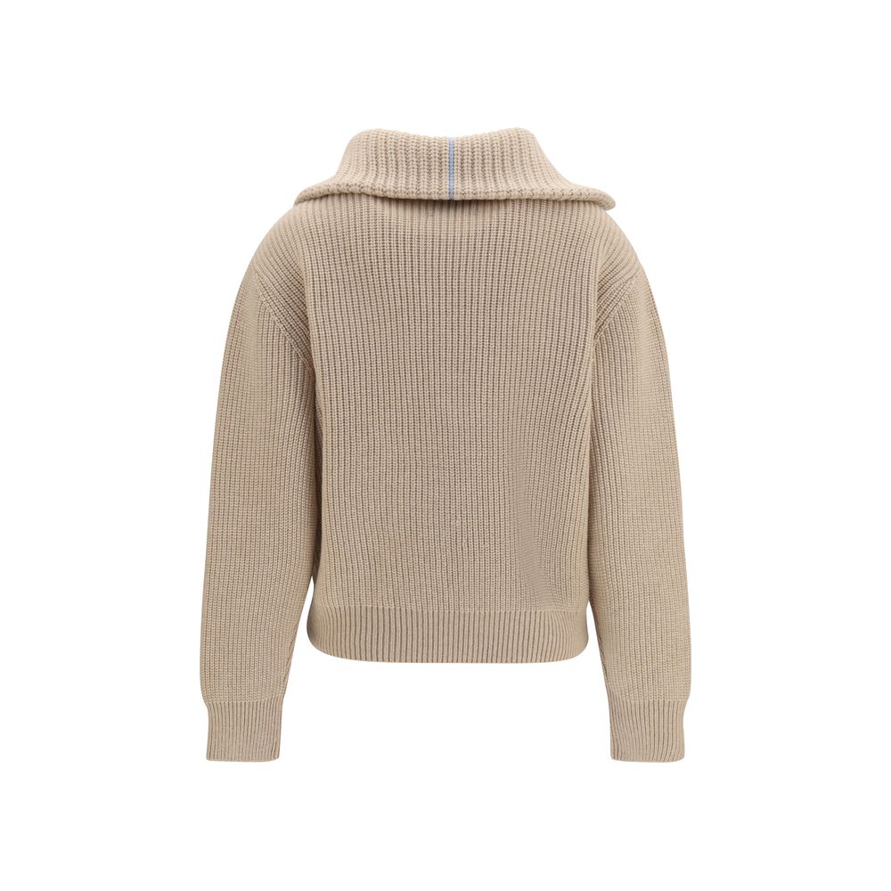 Discover the Malo Beige Cashmere Polo Shirt, a masterpiece of exquisite craftsmanship in 100% cashmere, perfect for those who embrace elegance and warmth.
