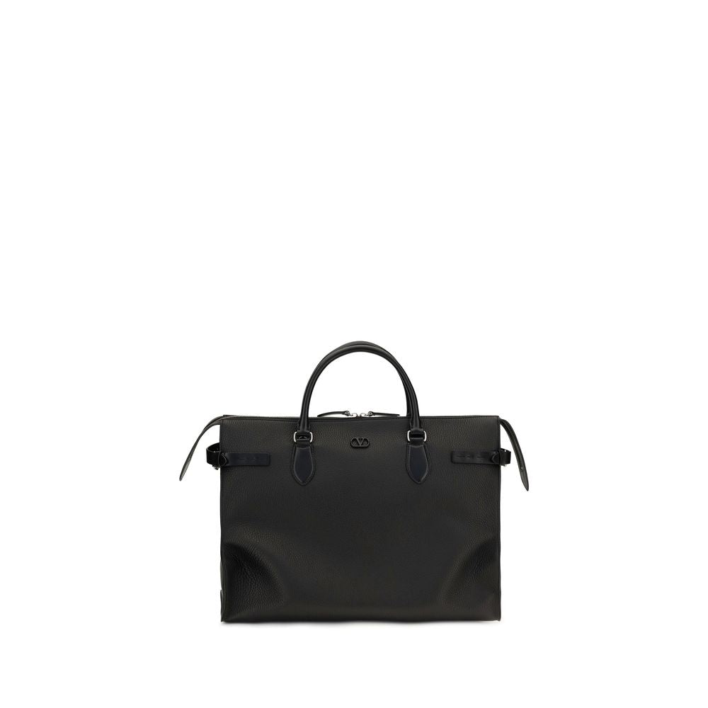 Discover the Valentino Garavani Black Calf Leather Bos Taurus Shoulder Bag, a masterpiece of Italian craftsmanship that embodies elegance and versatility for the discerning individual.