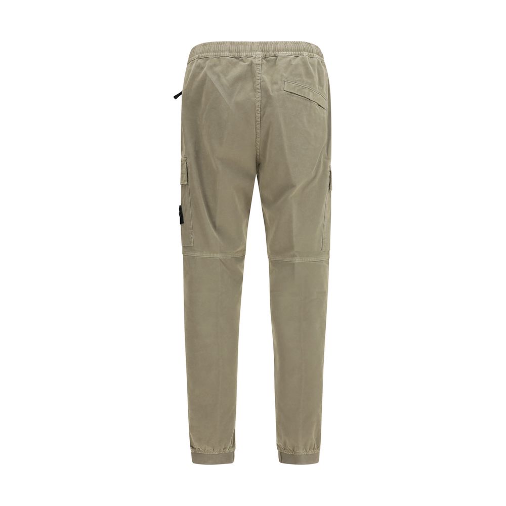 Elevate your wardrobe with Stone Island Bicolor Cotton Cargo Pants, a fusion of luxury and functionality crafted from a premium cotton blend for the discerning individual.