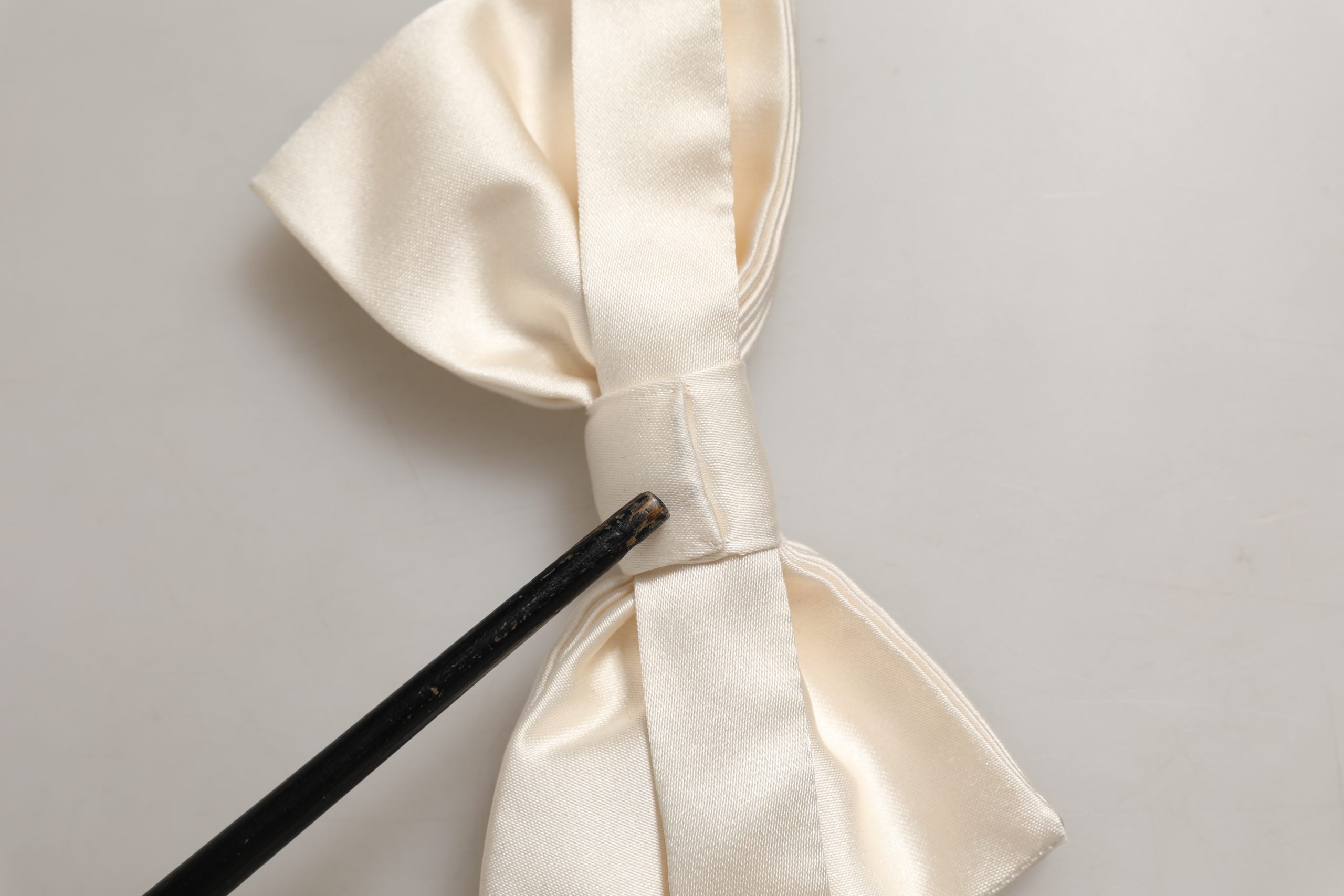 Dolce & Gabbana Silk Bow Tie - Timeless Elegance Redefined