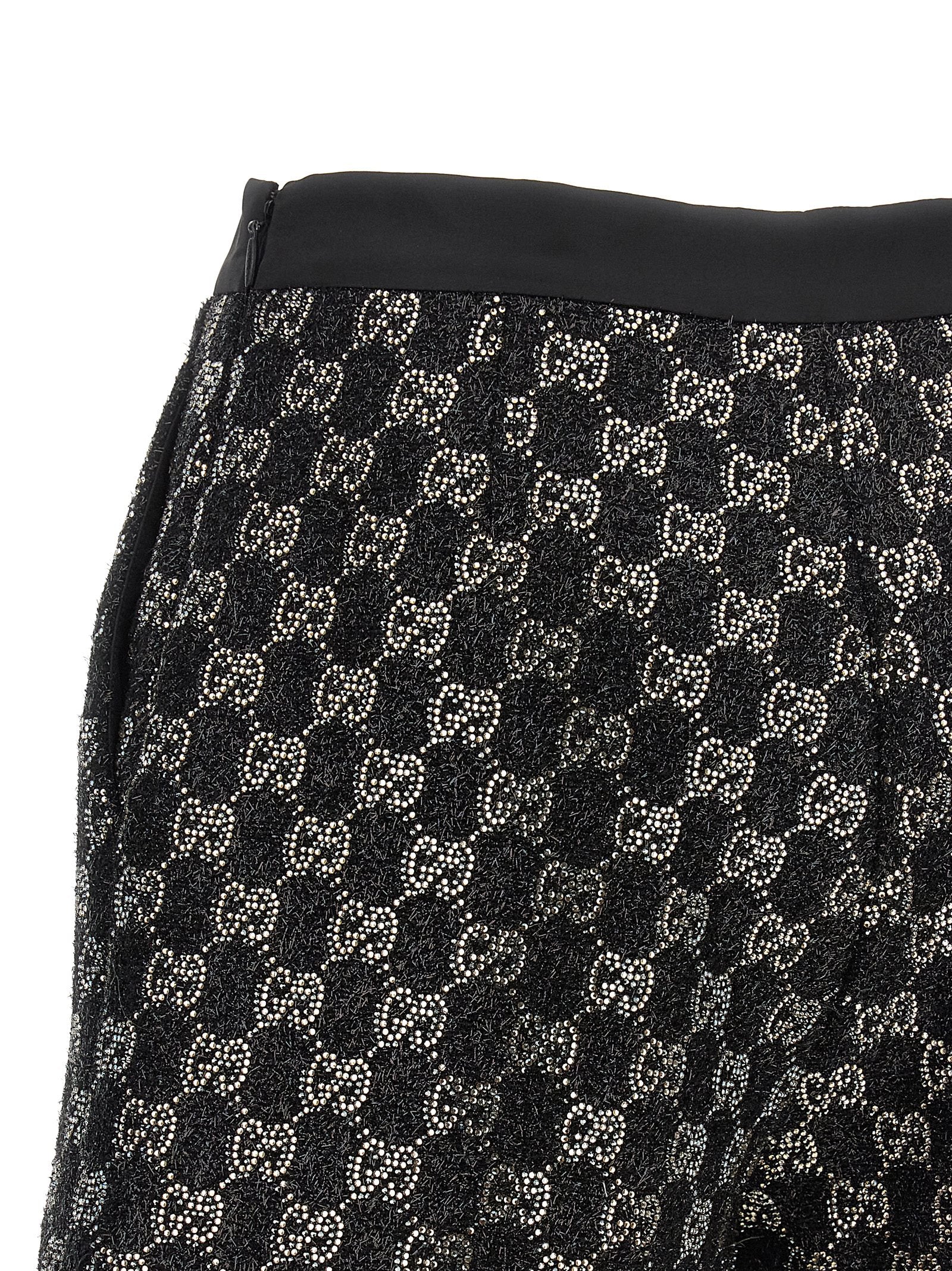 Gucci Black Viscose Bermuda Shorts - Timeless Luxury Redefined