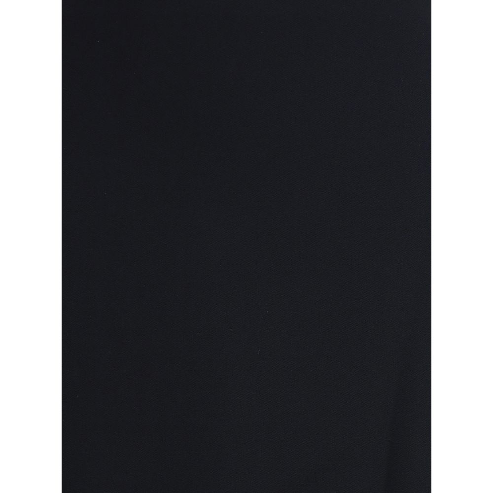Discover the Givenchy Black Viscose Casual Dress, a masterpiece of elegant cady crepe, designed for those who embody sophistication and allure in every moment.