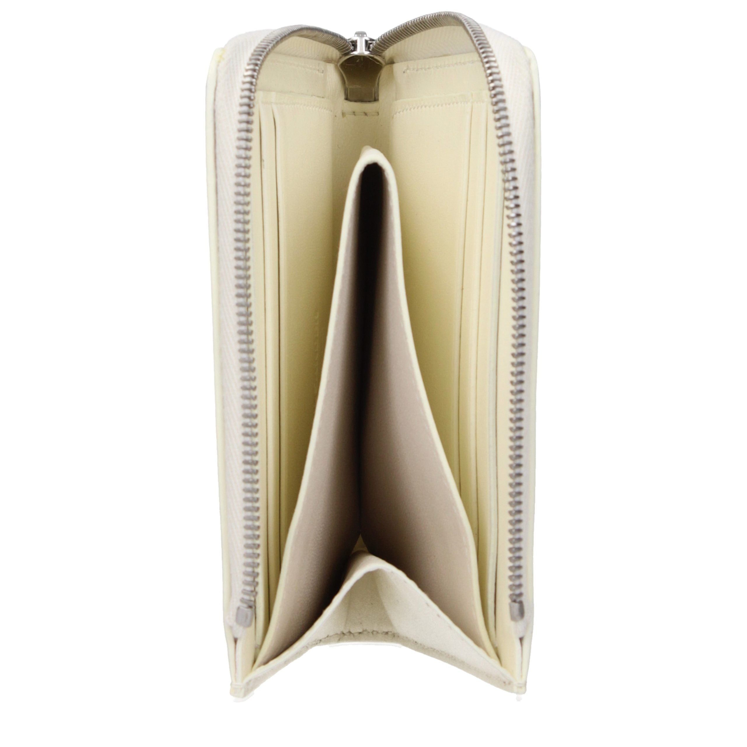 Discover the Jil Sander White Leather Wallet, a symbol of elegance and sophistication, crafted for those who appreciate timeless luxury and exquisite design.