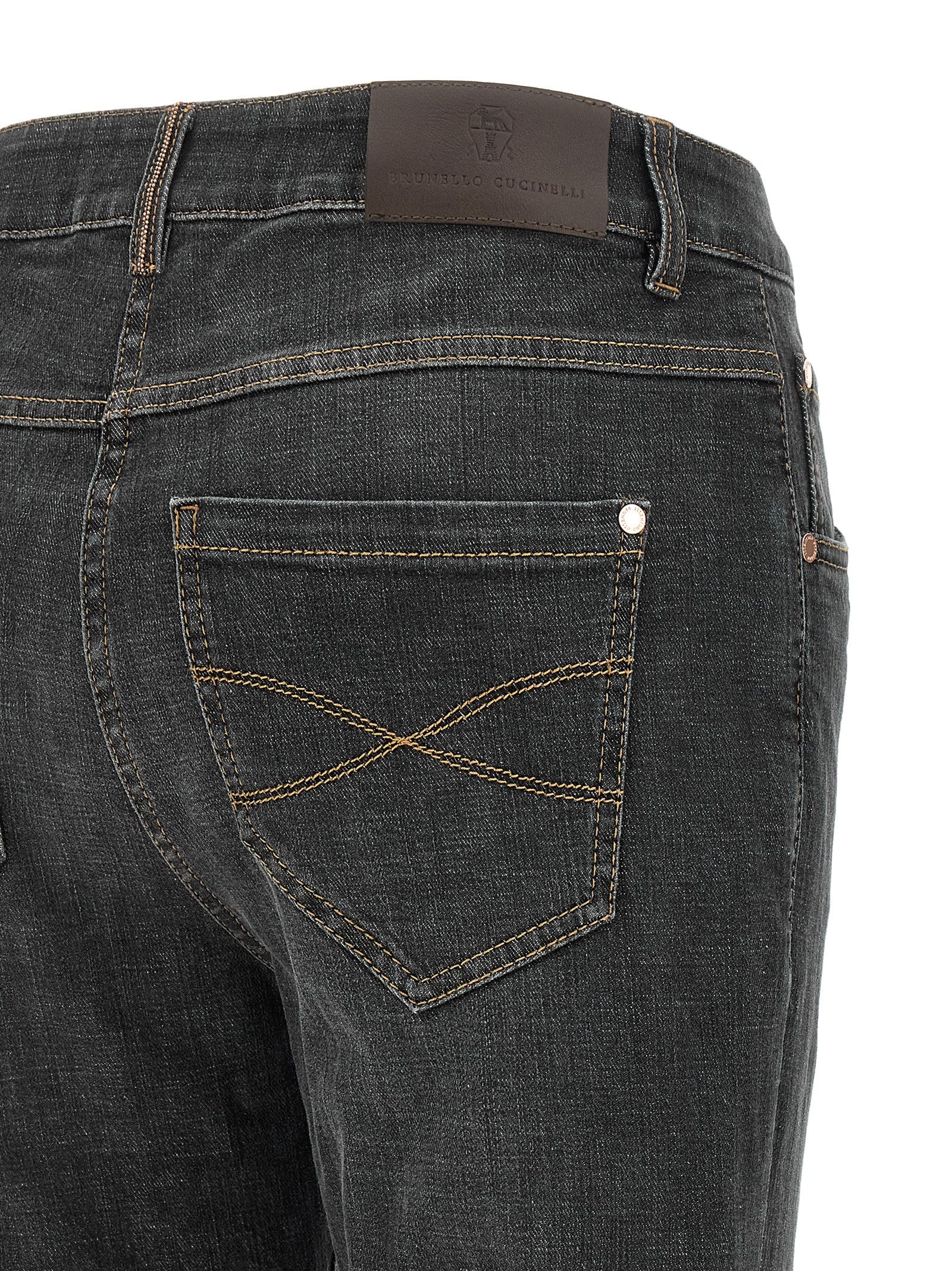 Indulge in the exquisite Brunello Cucinelli Gray Cotton Slim Fit Jeans, where fine craftsmanship meets luxurious comfort, perfect for the discerning individual.