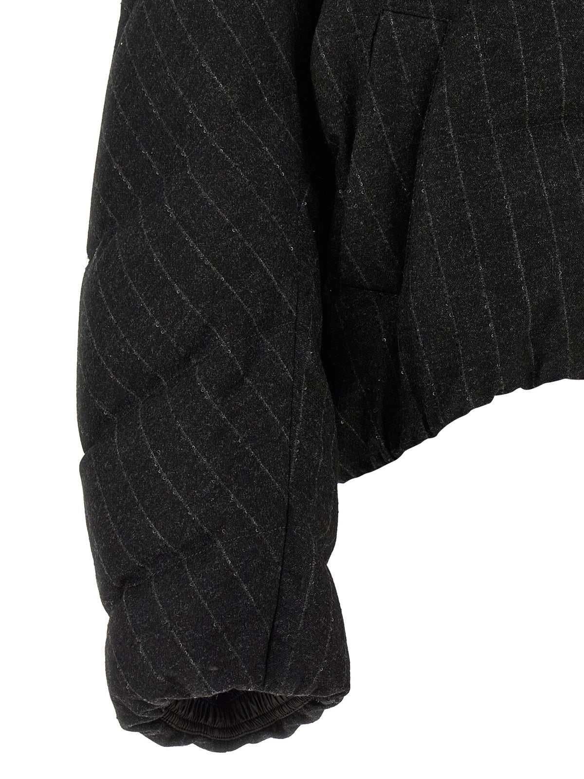 Experience the allure of the Brunello Cucinelli Gray Virgin Wool Full-Length Jacket, where exquisite craftsmanship meets luxurious materials, perfect for the discerning individual.