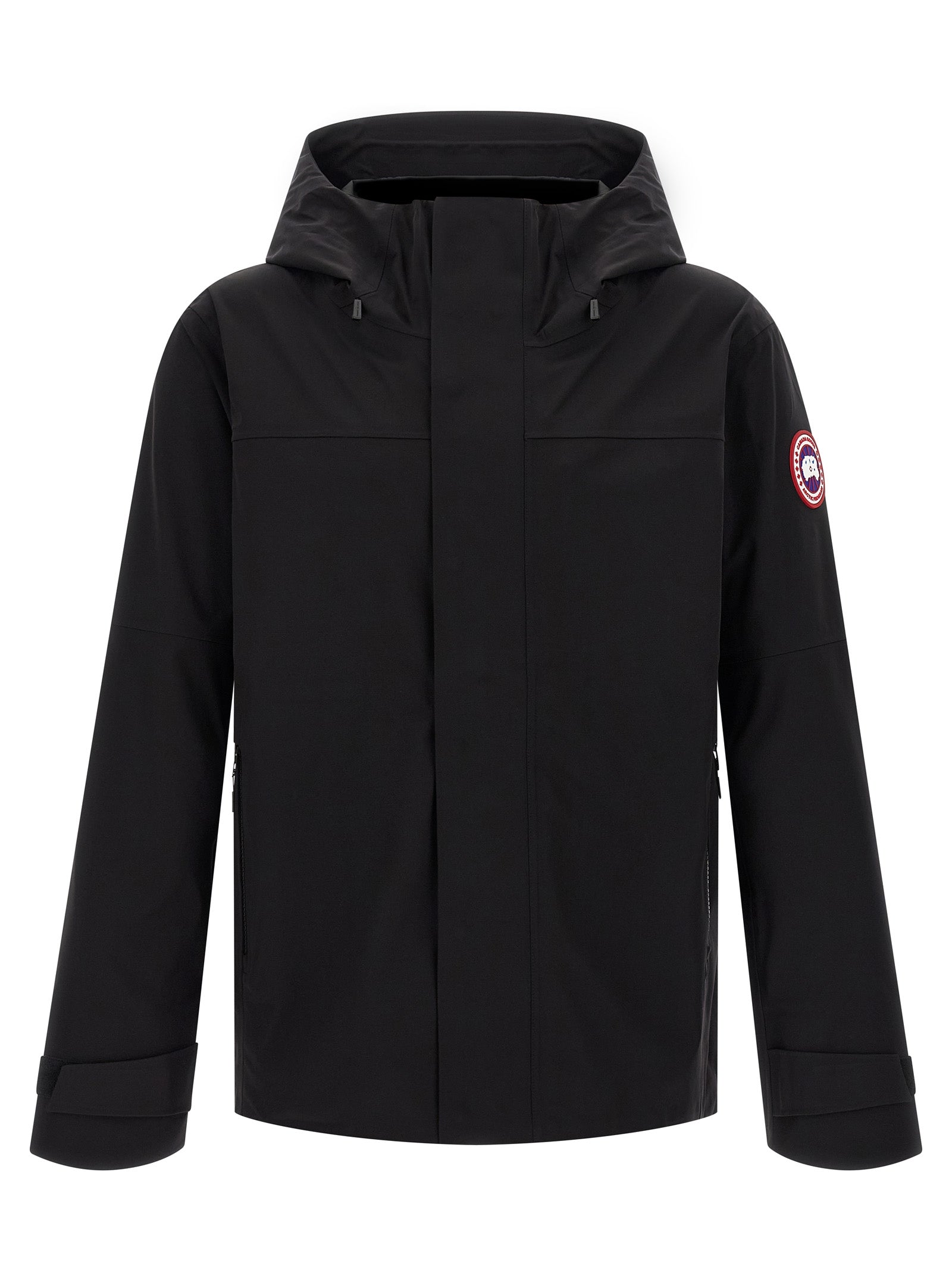 Experience the epitome of sophistication with the Canada Goose Black Polyamide Shell Jacket, crafted from premium materials for those who embrace elegance and adventure.