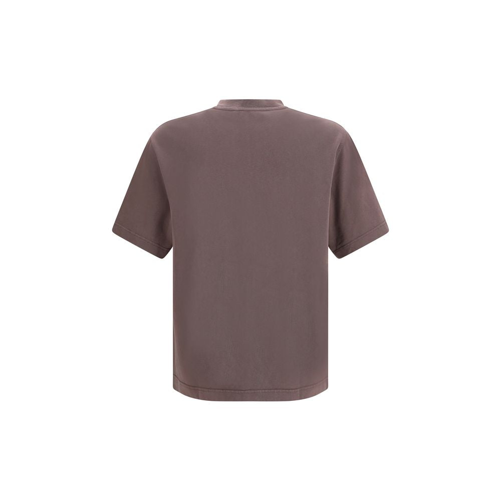 Elevate your wardrobe with the Jacquemus Brown Cotton T-Shirt from the AW26 collection, a masterpiece of minimalist design and luxurious comfort for the discerning individual.