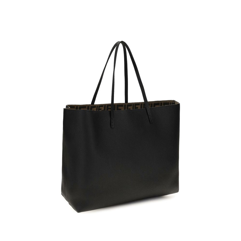 Fendi Black Calf Leather Shoulder Bag - Timeless Luxury Design
