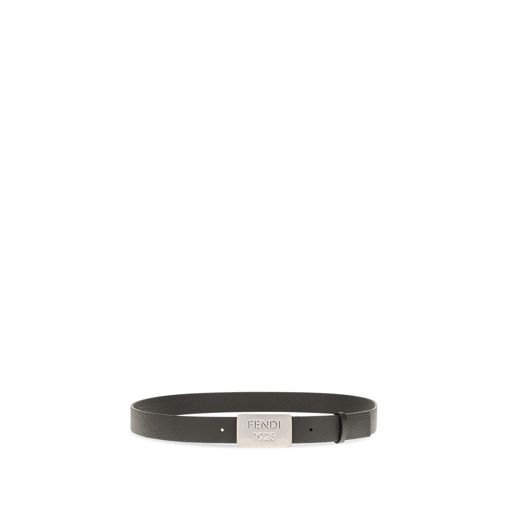Elevate your style with the Fendi Black Calf Leather Bos Taurus Regular Belt, a masterpiece of Italian craftsmanship that embodies timeless luxury and sophistication.