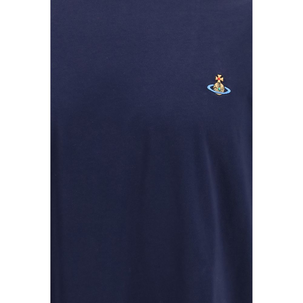 Indulge in the exquisite craftsmanship of the Vivienne Westwood Classic Orb T-shirt, a luxurious cotton essential that embodies timeless elegance and sophistication.