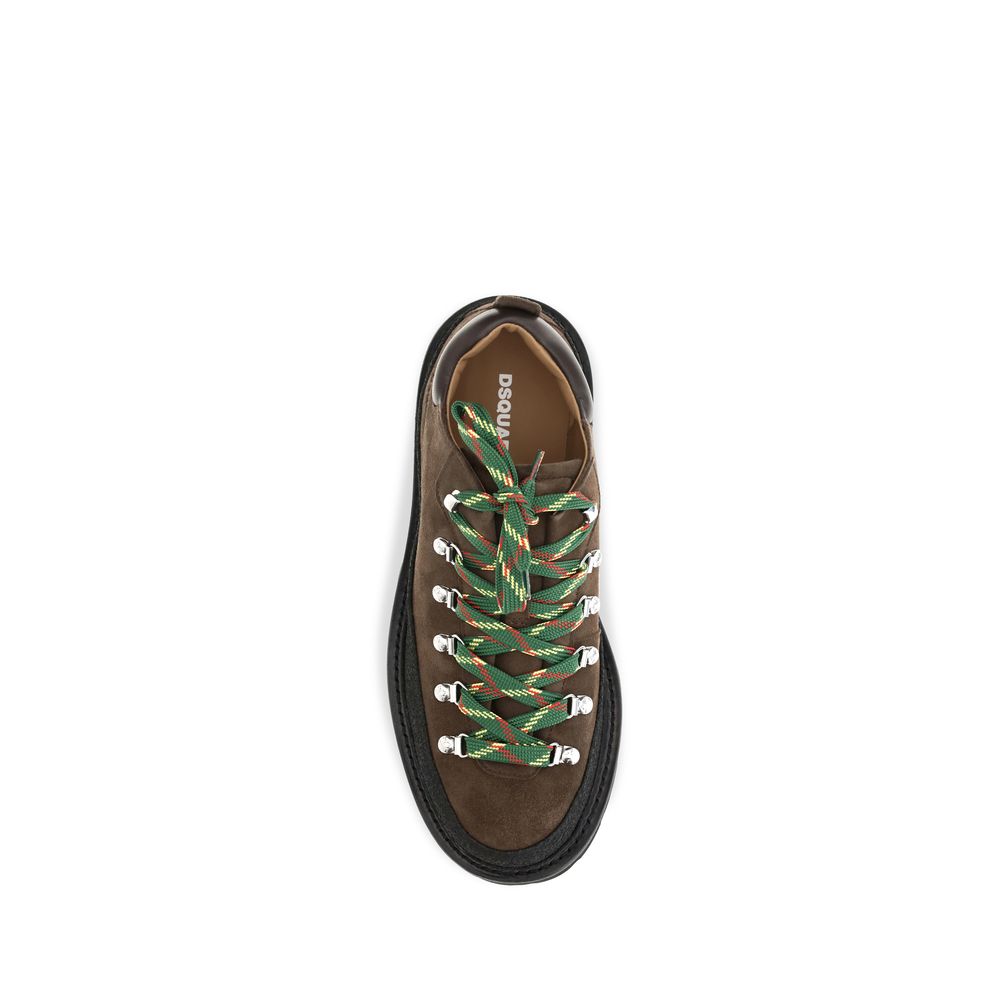 Indulge in the exquisite Dsquared² Brown Calf Leather Bos Taurus Lace-Up Boots, where luxurious craftsmanship meets contemporary elegance for the discerning individual.