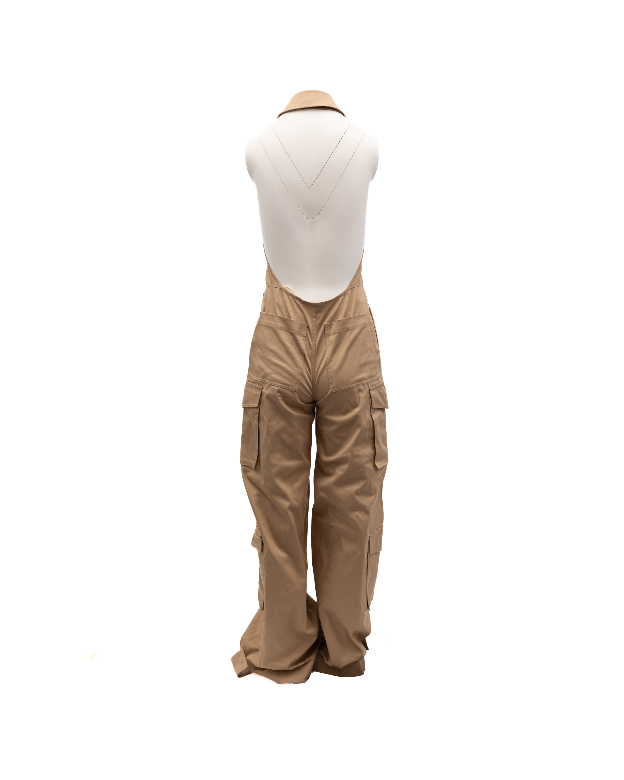 Discover the Valentino Garavani Women Wool Jumpsuit, a masterpiece of luxurious design and impeccable craftsmanship, perfect for those who embody elegance and sophistication.