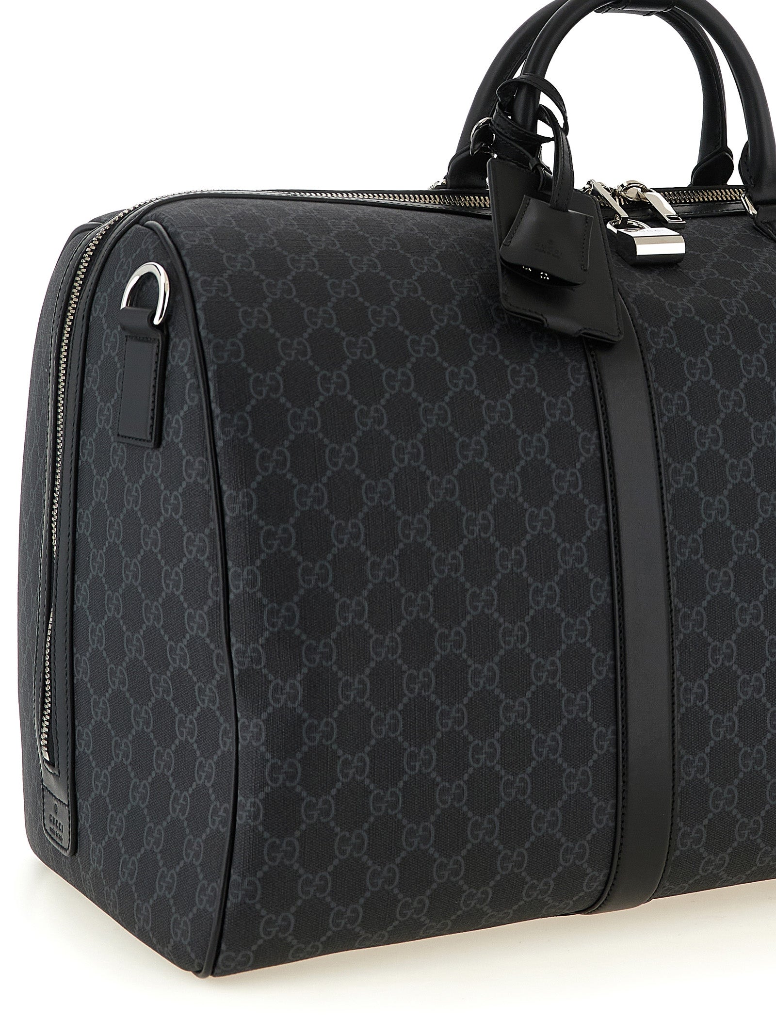Gucci GG Supreme Canvas Duffel Bag - Timeless Luxury Travel