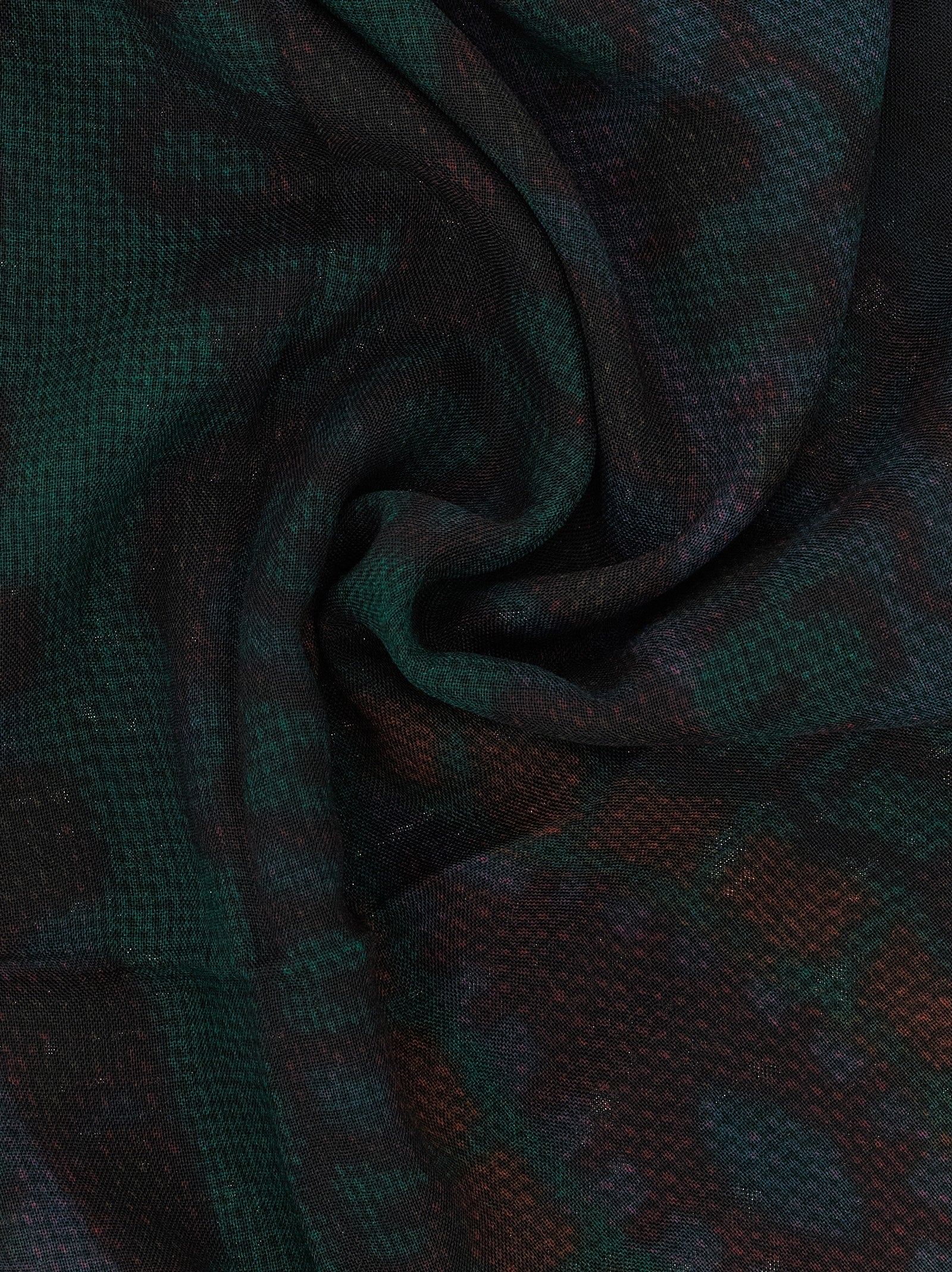 Indulge in the Dries Van Noten Bicolor Wool Foulard, a masterpiece of Italian craftsmanship, blending rich tones of dark green and burgundy for timeless elegance.
