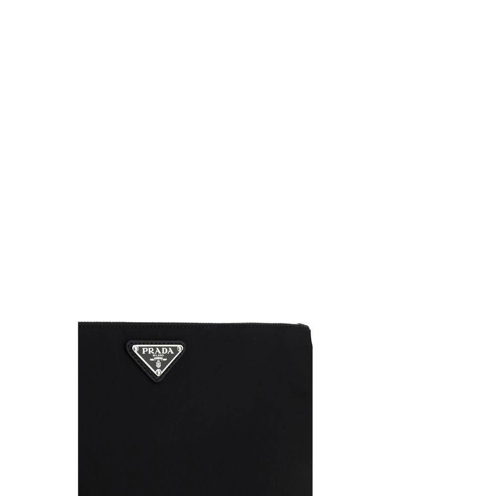 Discover the Re-Nylon Beauty Case by Prada, a fusion of sustainable elegance and timeless design, perfect for those who appreciate luxury and sophistication.