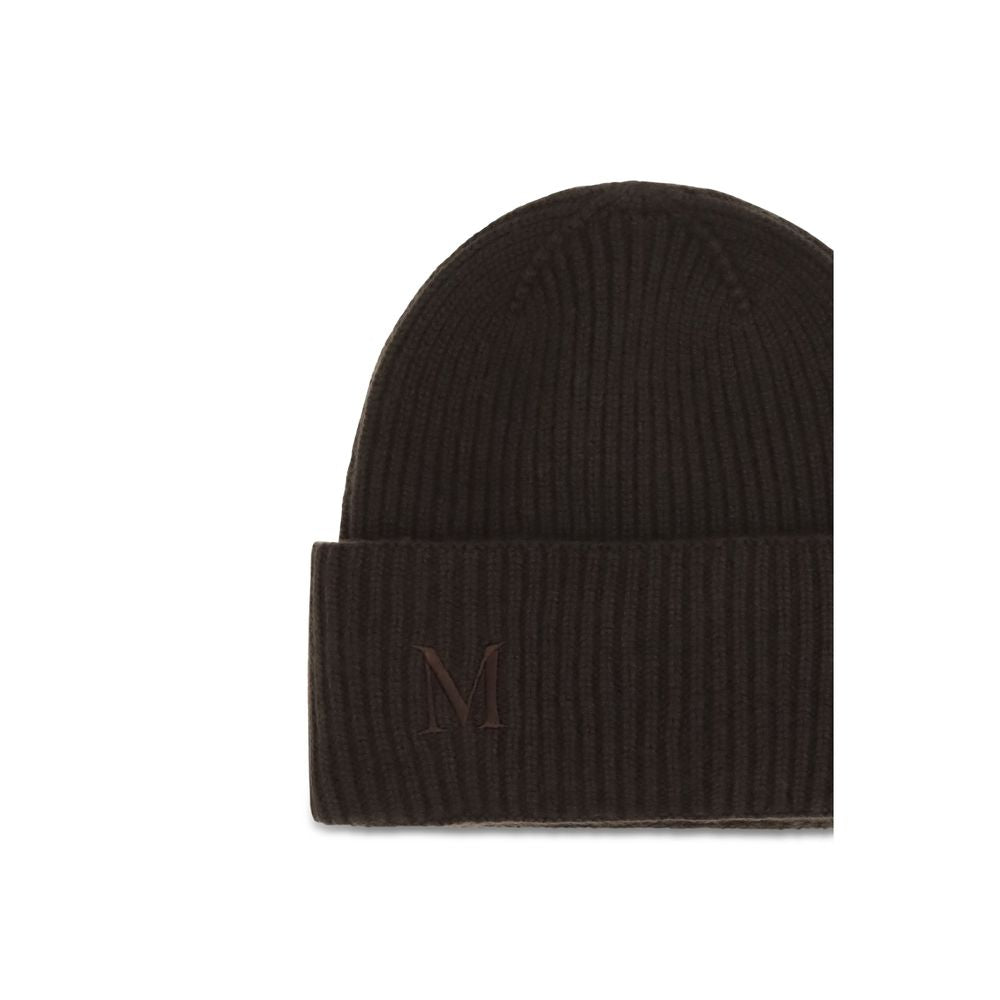Experience the allure of the Max Mara Brown Cashmere Beanie, crafted from sumptuous cashmere for unparalleled warmth and elegance, redefining winter sophistication.