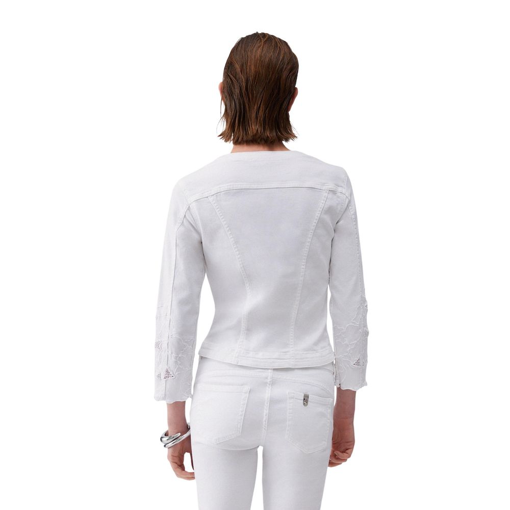 Elevate your wardrobe with the Liu Jo White Cotton Denim Jacket, a masterpiece of exquisite craftsmanship and floral elegance, perfect for sophisticated occasions.
