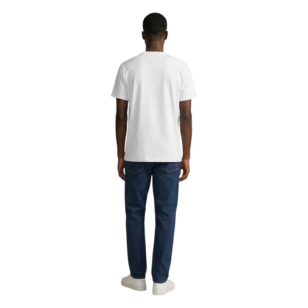 Discover the Ralph Lauren White Cotton T-Shirt, a timeless luxury essential crafted from pure cotton, embodying refined elegance and effortless sophistication for every occasion.