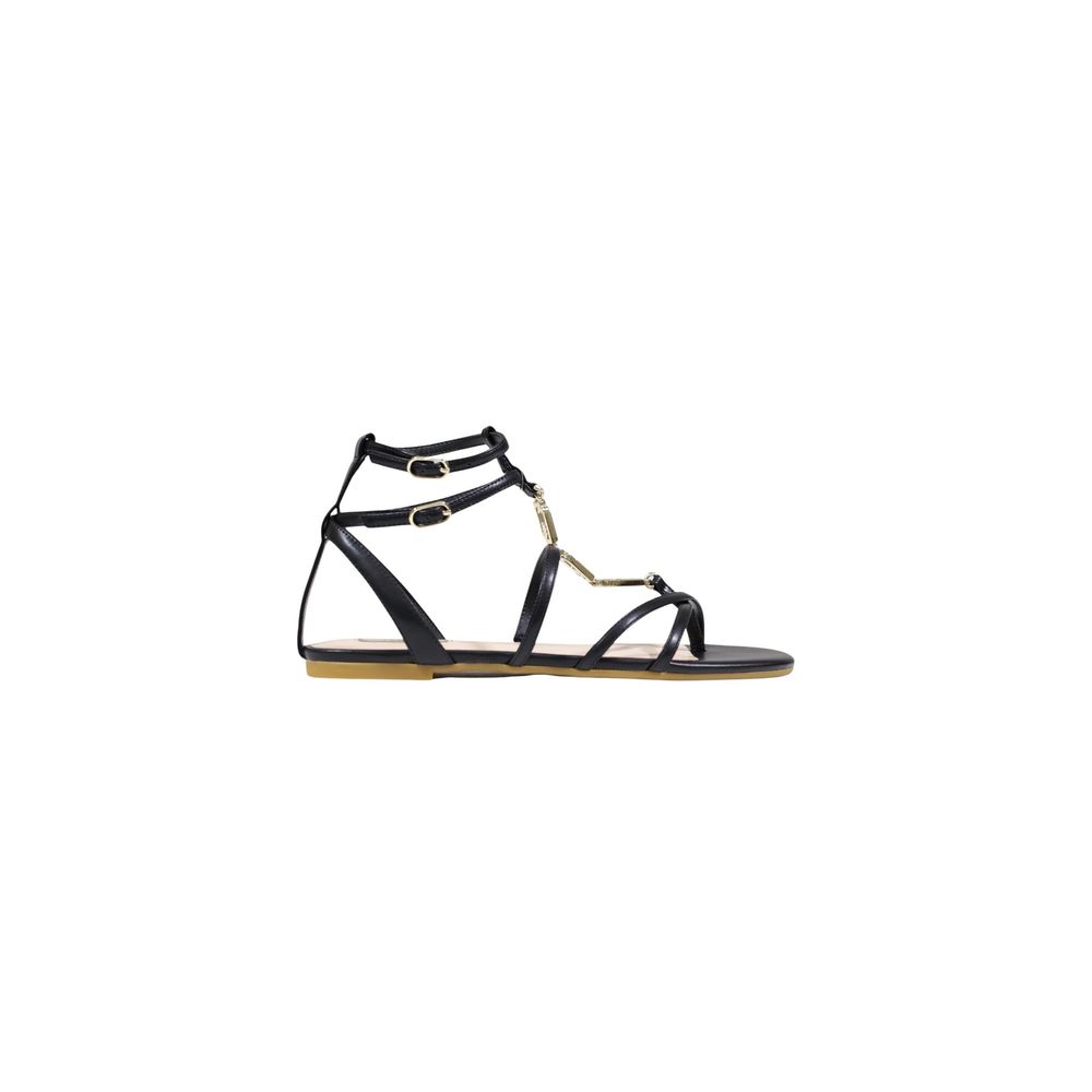 Discover the Liu Jo Black Polyethylene Flat Sandals, where exquisite craftsmanship meets luxurious comfort, perfect for elevating any ensemble with timeless elegance.
