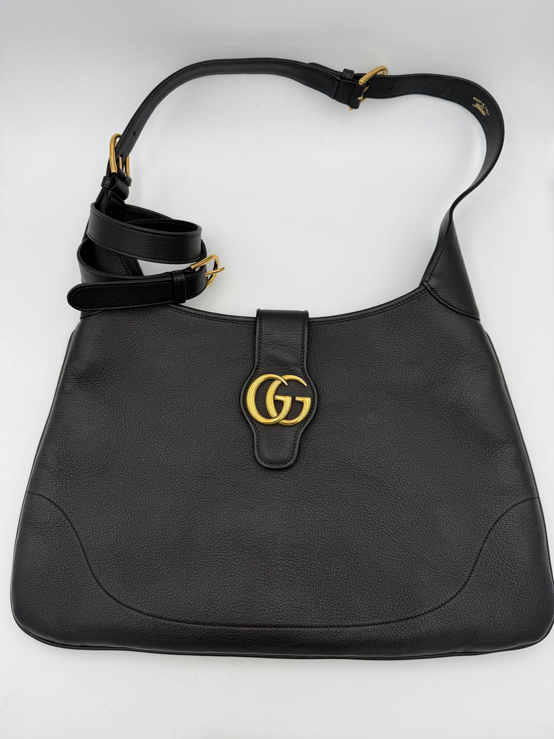 Gucci Bicolor Leather Handbag - Timeless Luxury Redefined