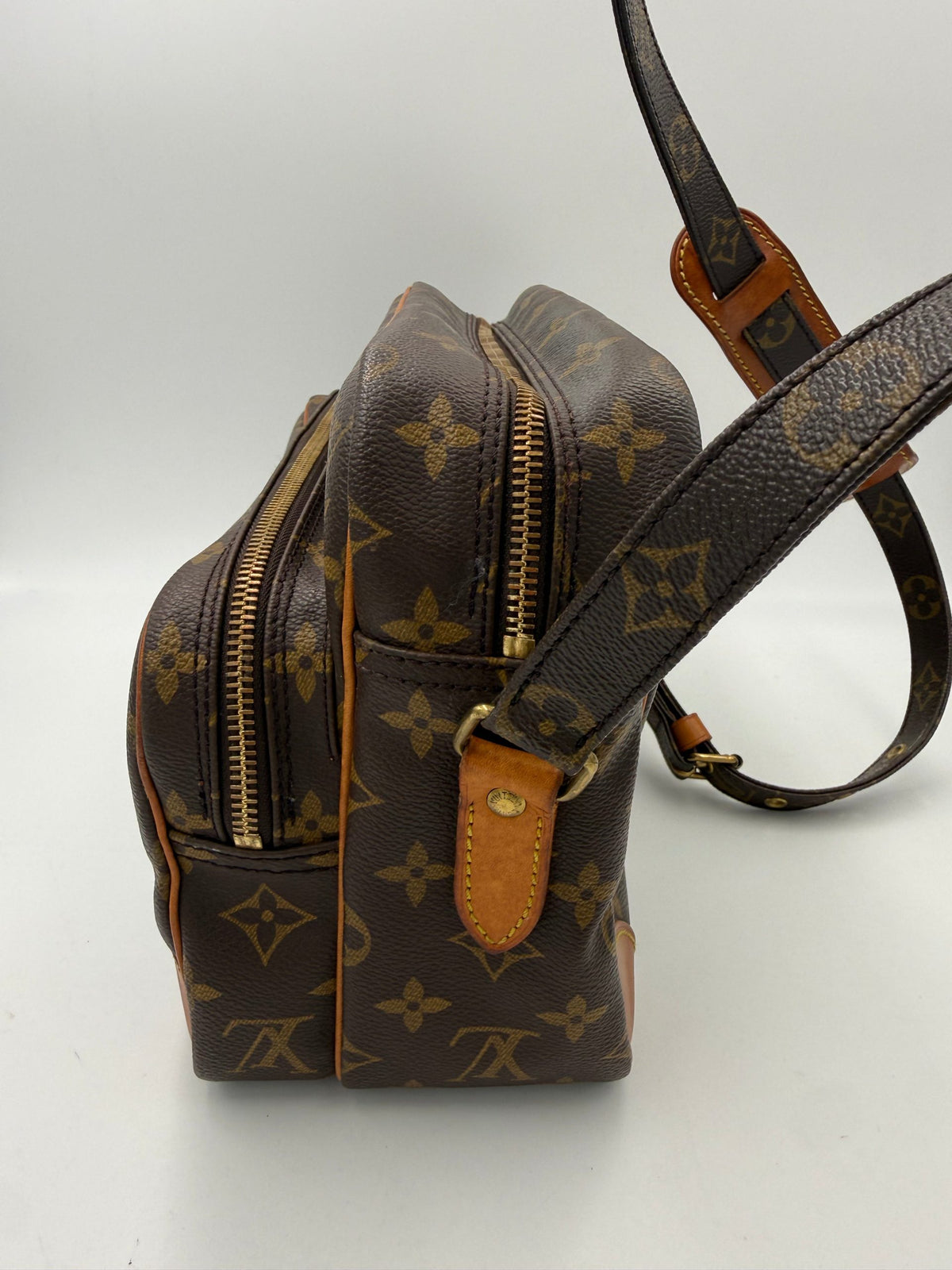 Louis Vuitton Multicolor Leather Handbag - Timeless Luxury Elegance