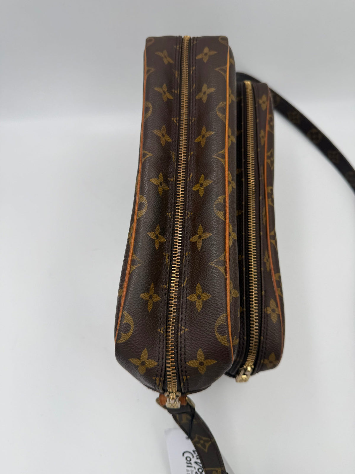 Louis Vuitton Multicolor Leather Handbag - Timeless Luxury Elegance