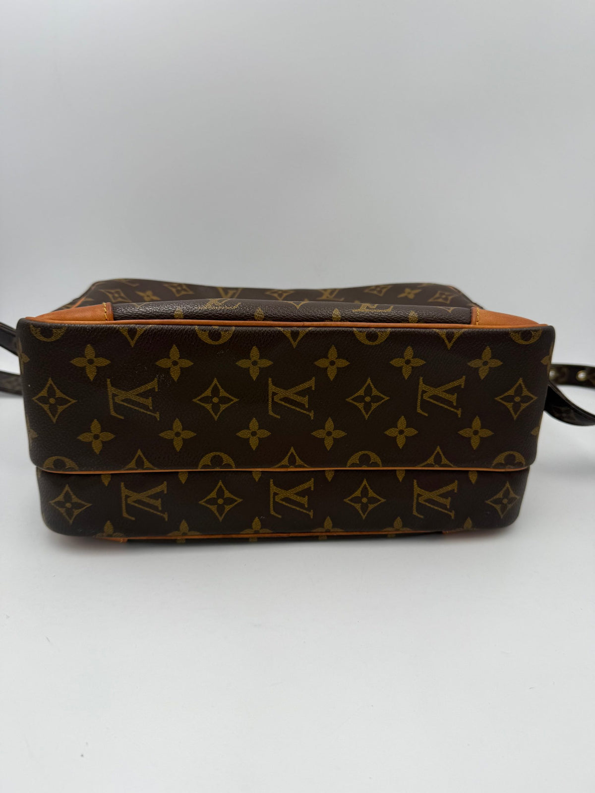 Louis Vuitton Multicolor Leather Handbag - Timeless Luxury Elegance