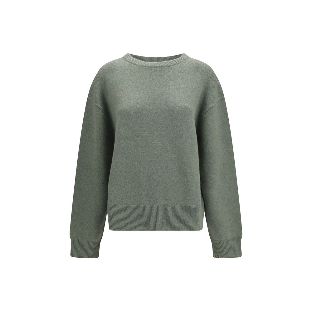 Indulge in the Extreme Cashmere Bicolor Cashmere Sweater, a masterpiece of luxurious craftsmanship, enveloping you in sophisticated warmth and timeless elegance.