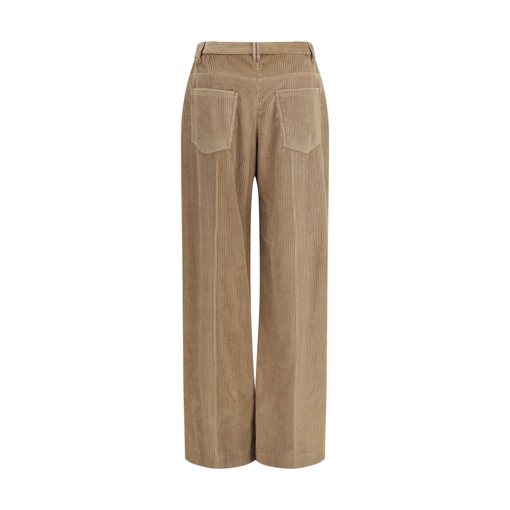 Elevate your wardrobe with Brunello Cucinelli's Brown Cotton Casual Pants, a luxurious blend of comfort and sophistication, perfect for any occasion.