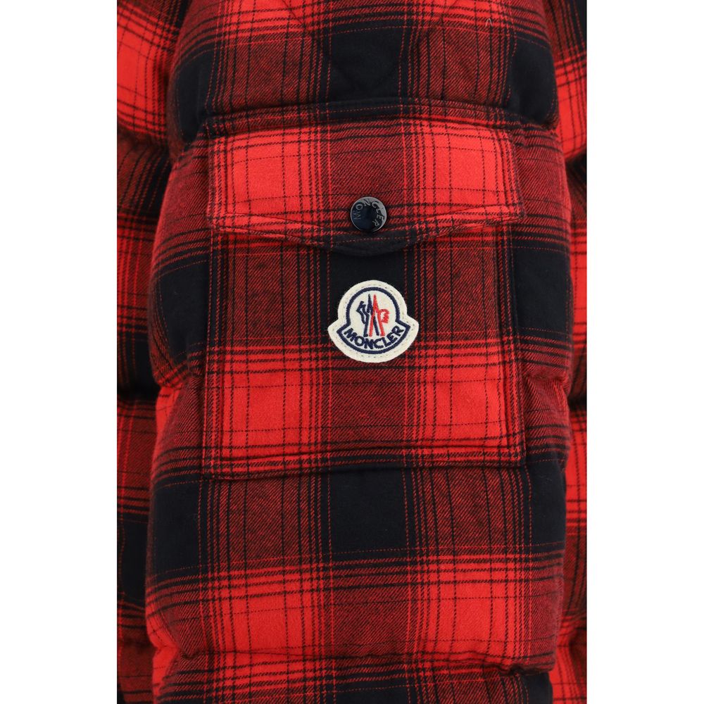 Indulge in the Moncler Red Cotton Full-Length Jacket, a masterpiece of classic boudin quilting and luxurious goose down, elevating your style with timeless sophistication.