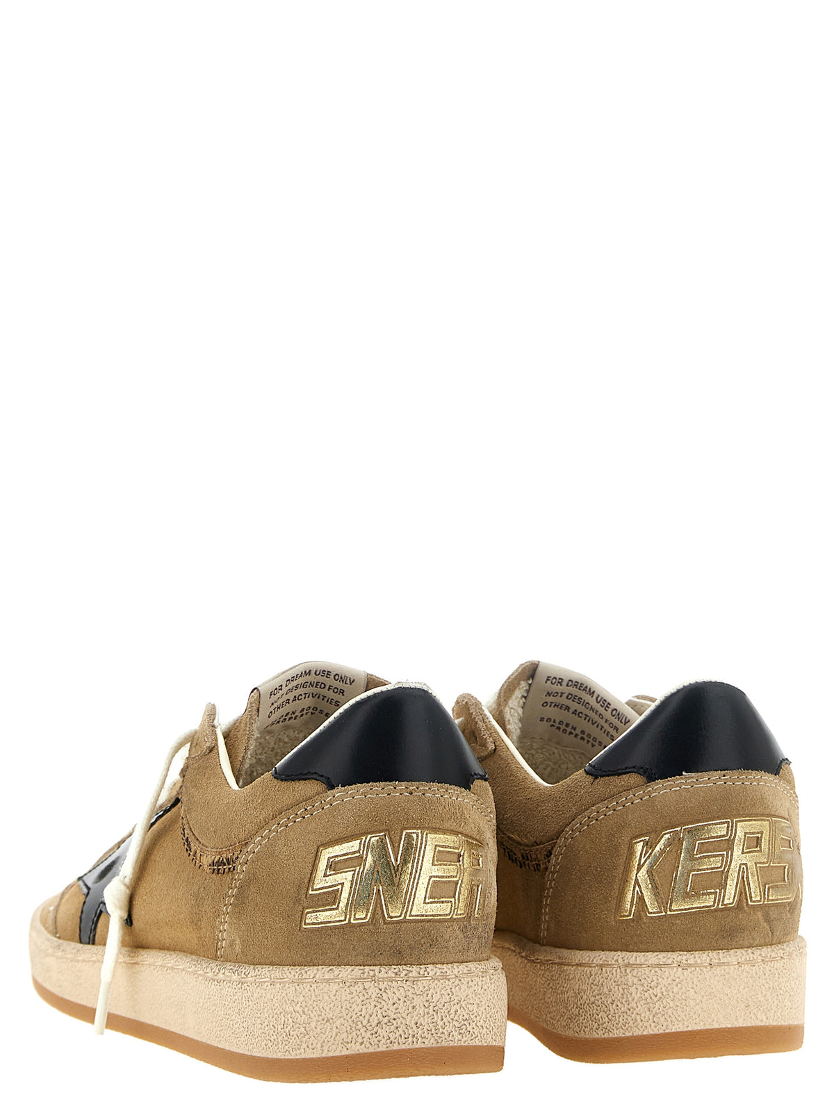 Step into the realm of luxury with Golden Goose's Beige Cowhide Low Top Sneakers, where Italian craftsmanship meets timeless elegance in every handcrafted detail.