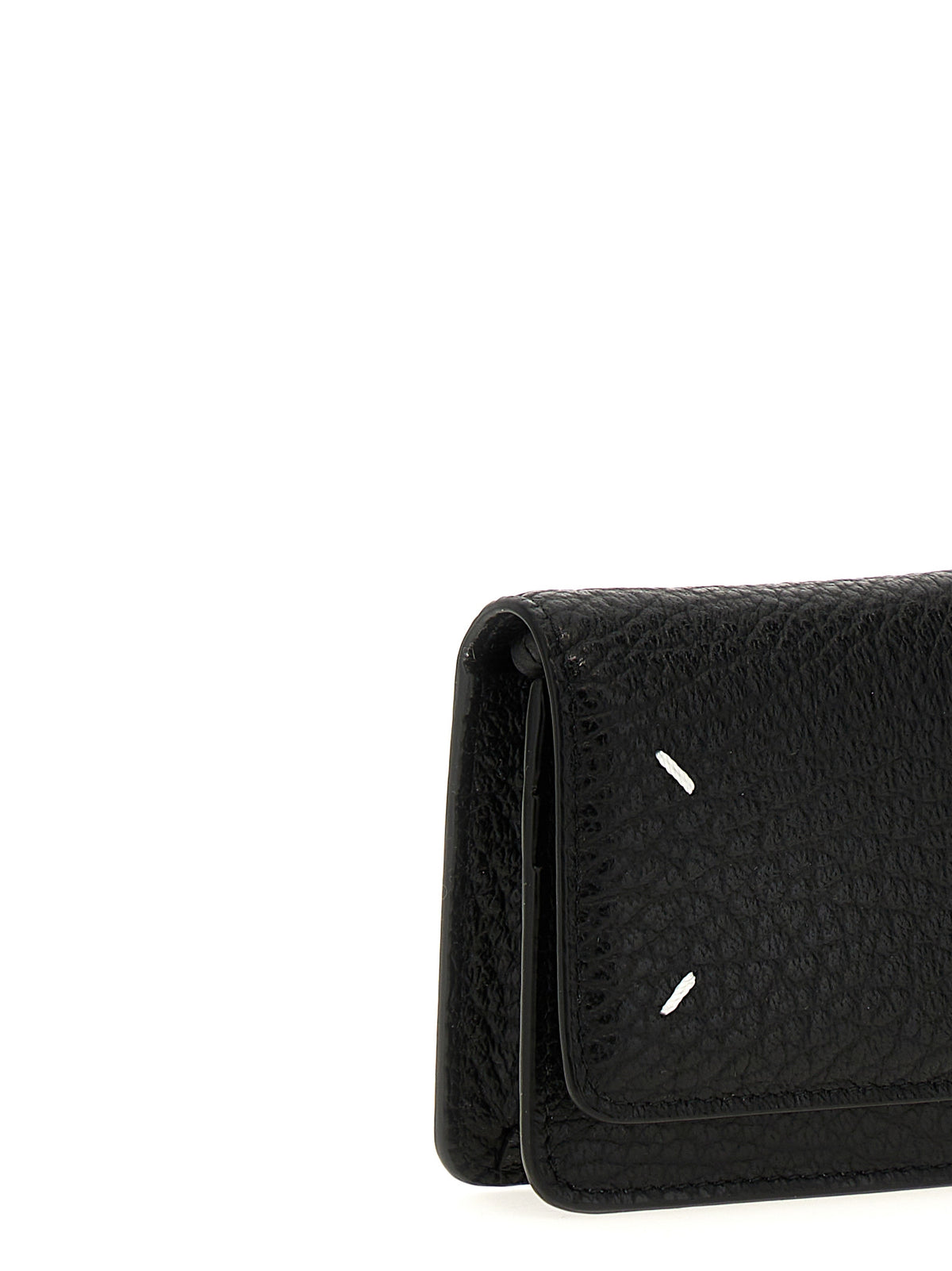 Discover the Maison Margiela Black Calfskin Cardholder, a masterpiece of Italian craftsmanship in luxurious calfskin leather, perfect for the discerning individual seeking elegance and sophistication.