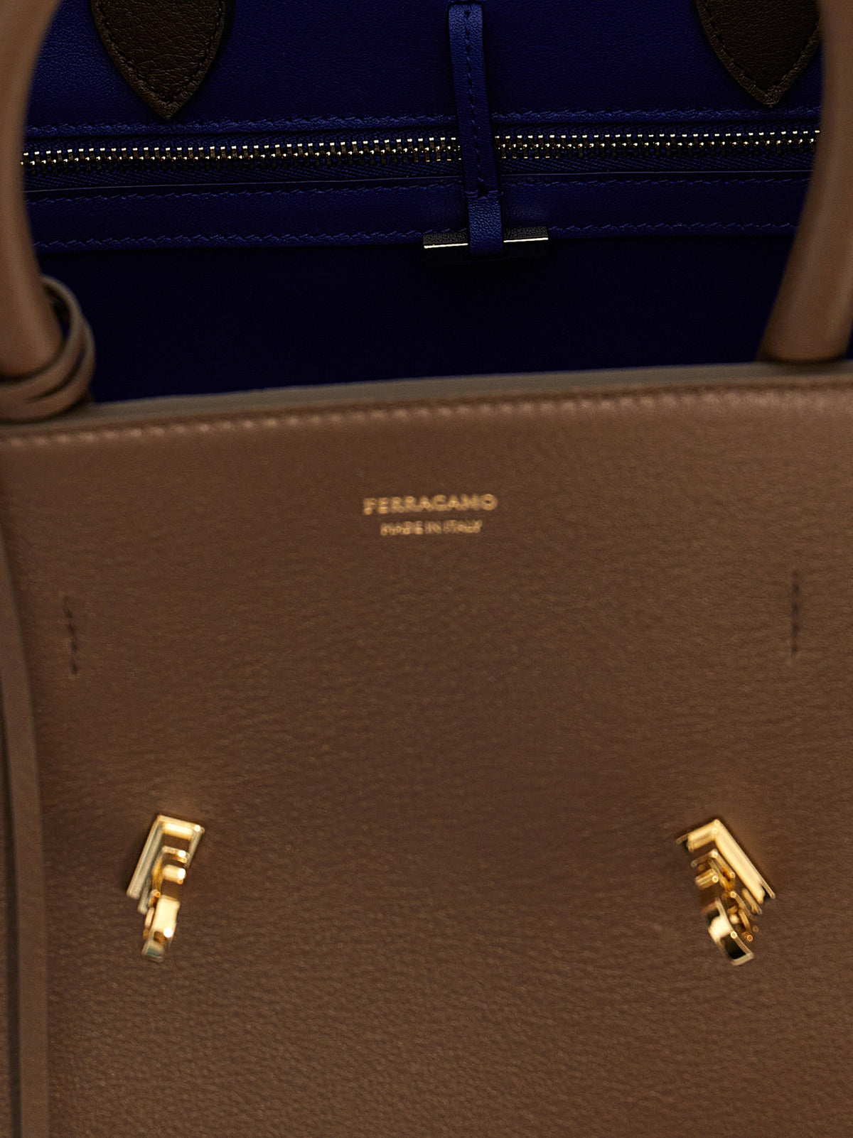 Ferragamo Small ‘Hug (S)’ Handbag - Timeless Calfskin Elegance