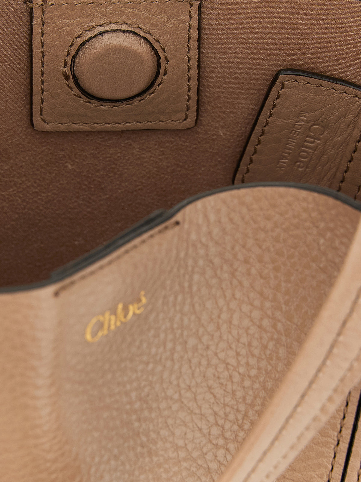 Chloé Multicolor Cowhide Tote Bag - Timeless Luxury Redefined