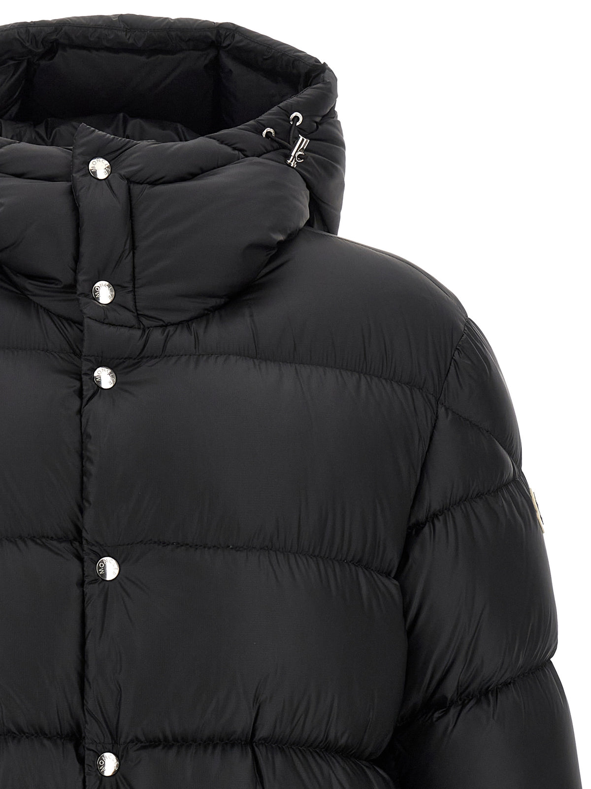 Elevate your outerwear collection with the Moncler ‘Orelith’ down jacket, a masterpiece of technical elegance and warmth, designed for those who embrace sophistication.