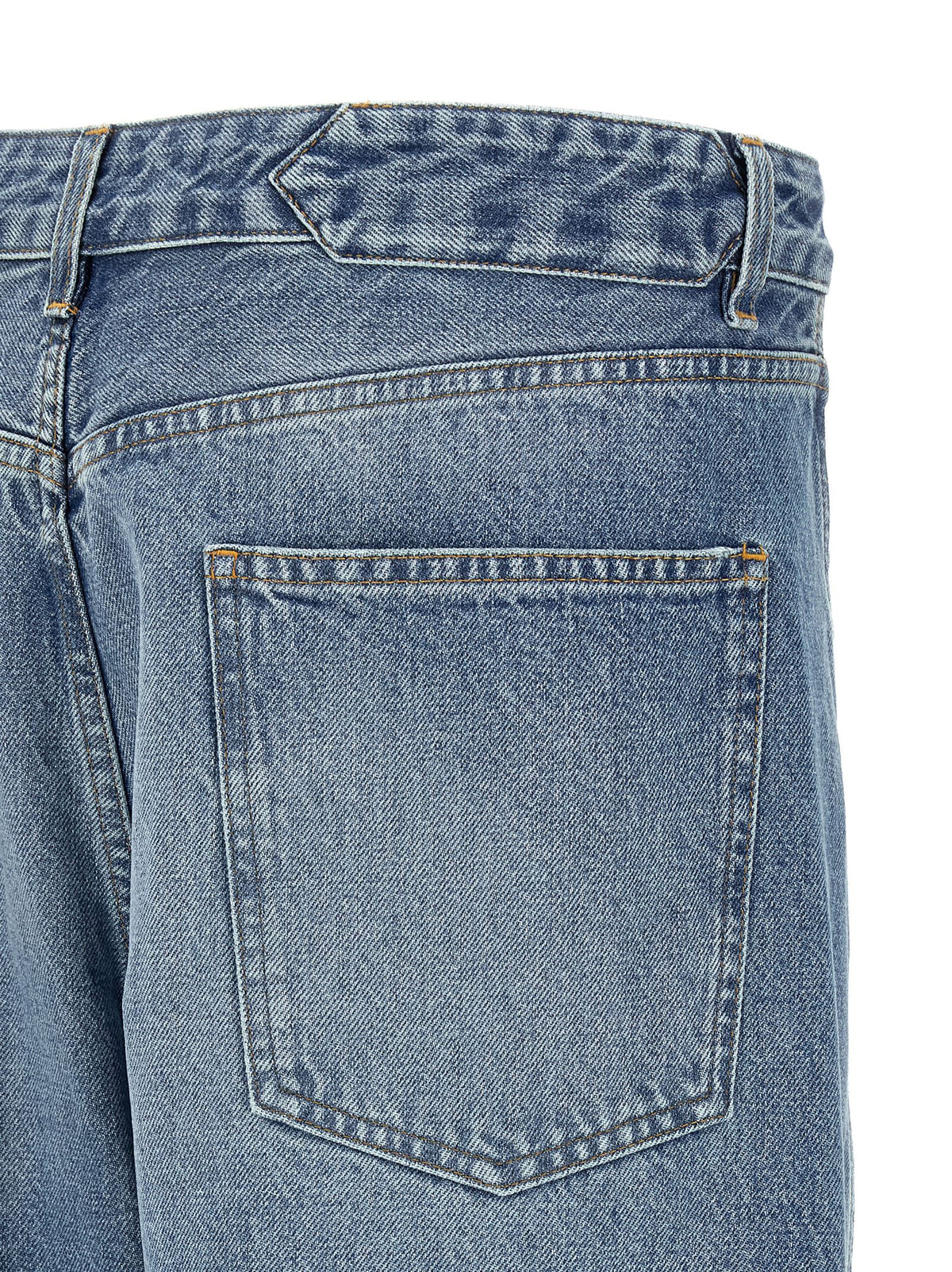 Jacquemus High-Waisted Jean - Luxurious Blue Denim Elegance