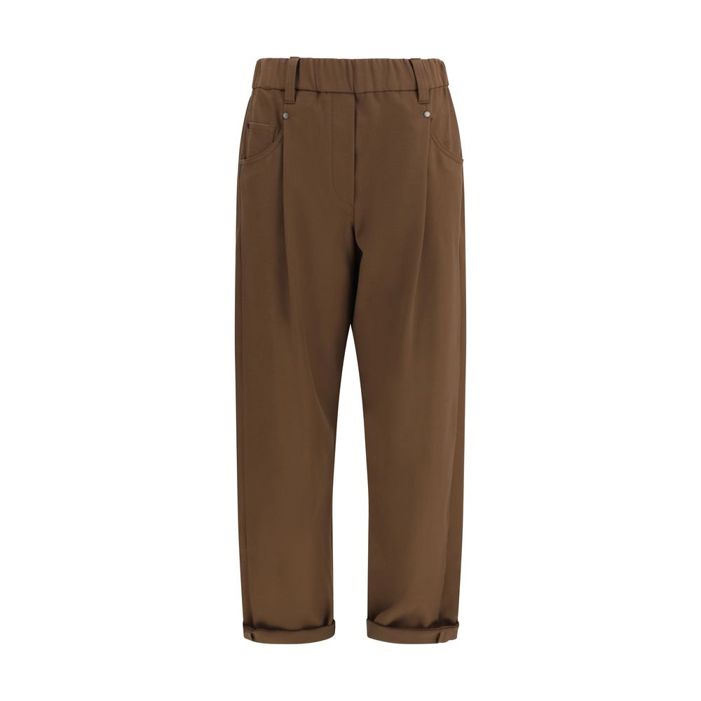 Discover the refined elegance of Brunello Cucinelli's brown cotton casual pants, where luxurious craftsmanship meets timeless sophistication for the discerning individual.