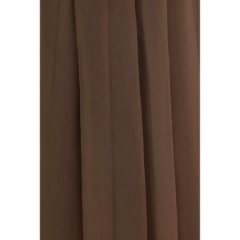Discover the Brunello Cucinelli Brown Silk Midi Skirt, a masterpiece of 100% silk craftsmanship, embodying elegance and fluidity for the discerning individual.