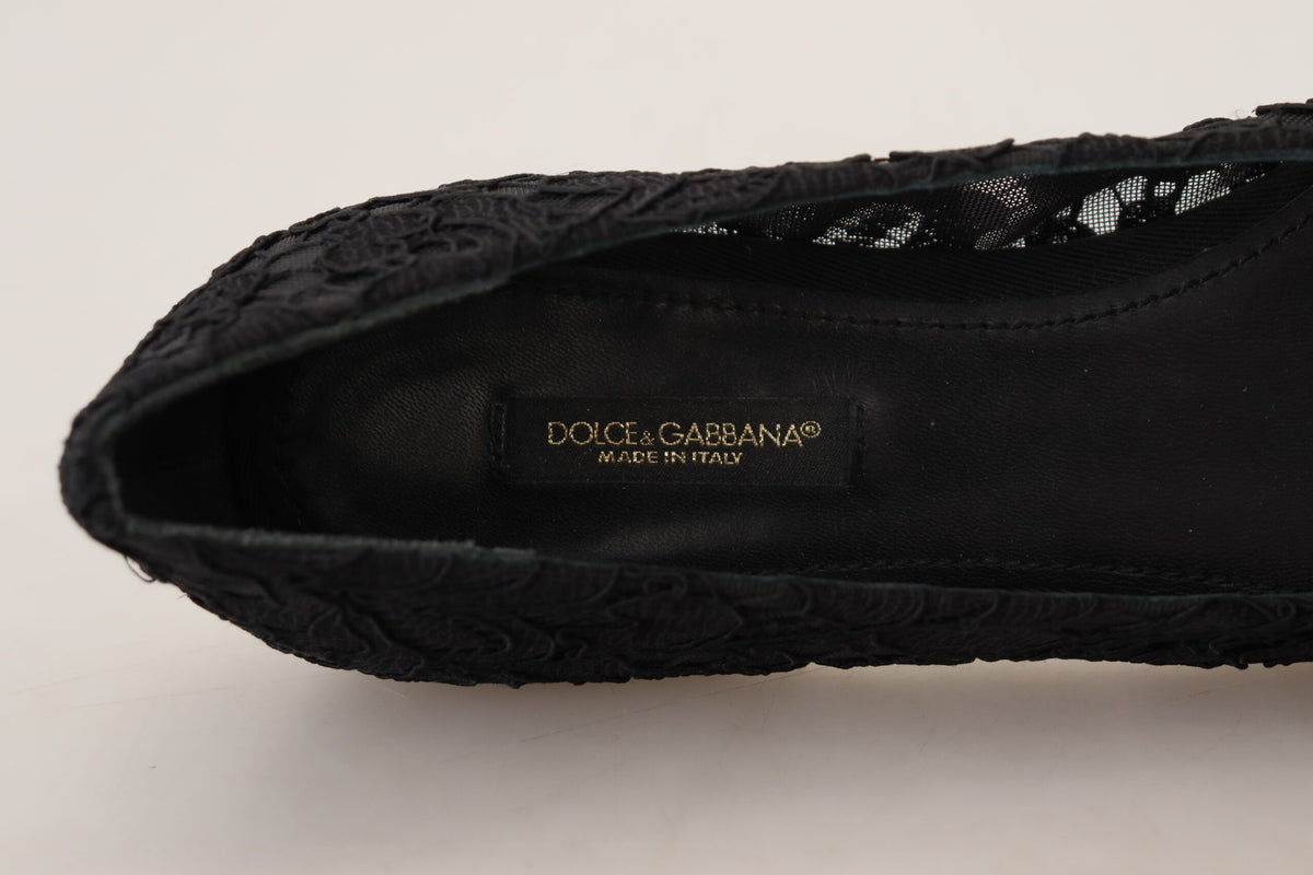 Indulge in the exquisite allure of Dolce & Gabbana's Black Taormina Lace Crystals Flats, where artisanal elegance meets timeless sophistication, perfect for the discerning individual.