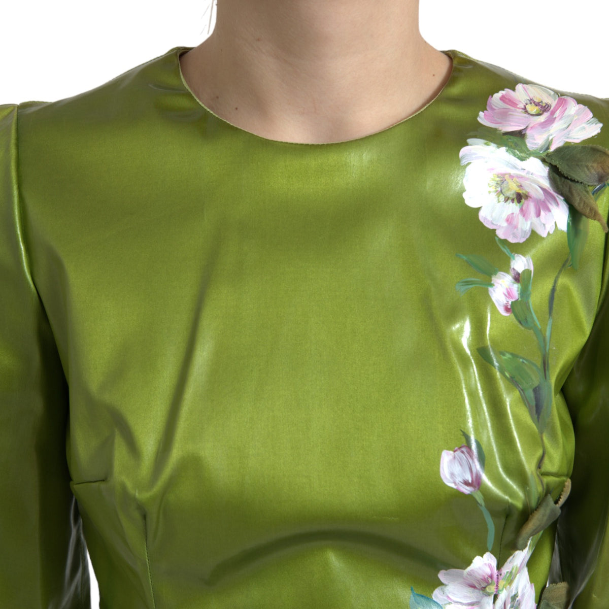 Discover the Dolce & Gabbana Green Floral Embellished Sheath Midi Dress, a masterpiece of exquisite craftsmanship and luxurious materials, perfect for those who embody elegance and sophistication.