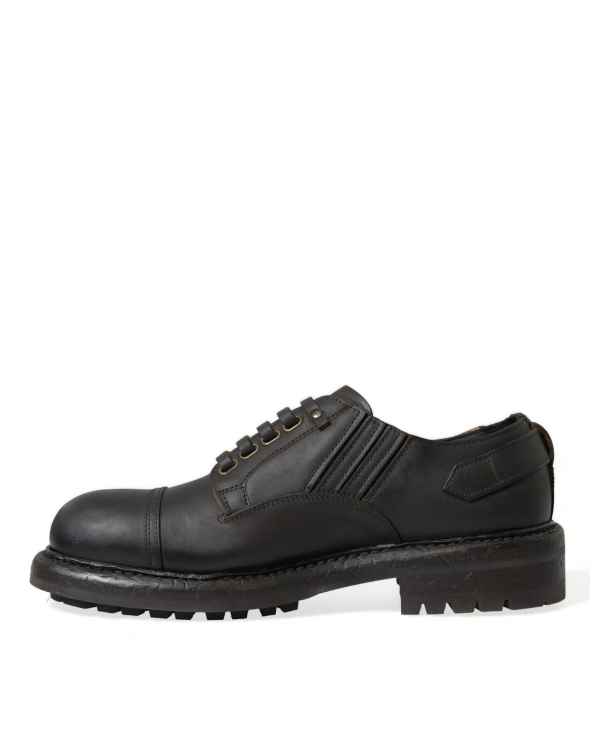 Elevate your style with Dolce & Gabbana's Brown Leather Lace Up Derby Shoes, a masterpiece of Italian craftsmanship that embodies timeless luxury and sophistication.