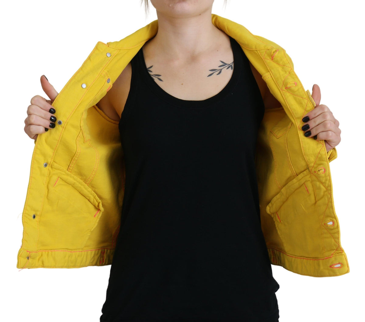 Elevate your wardrobe with the Dsquared² Yellow Collared Long Sleeves Denim Jacket, a masterpiece of Italian craftsmanship in luxurious cotton blend, perfect for the discerning individual.