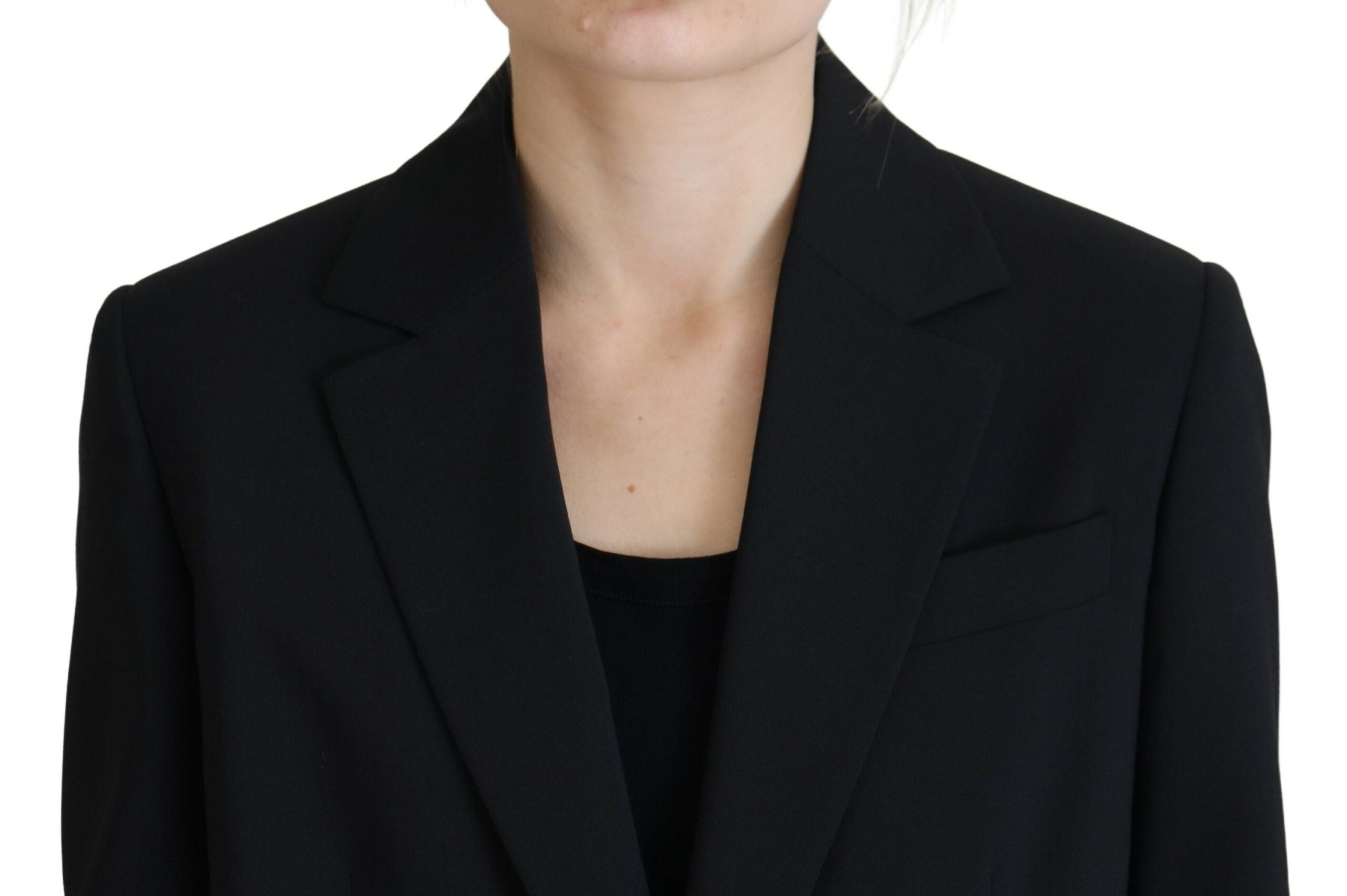 Discover the Dsquared² Black Flower Single Breasted Coat Blazer, a masterpiece of Italian craftsmanship, blending luxurious fabrics for timeless elegance and versatility.