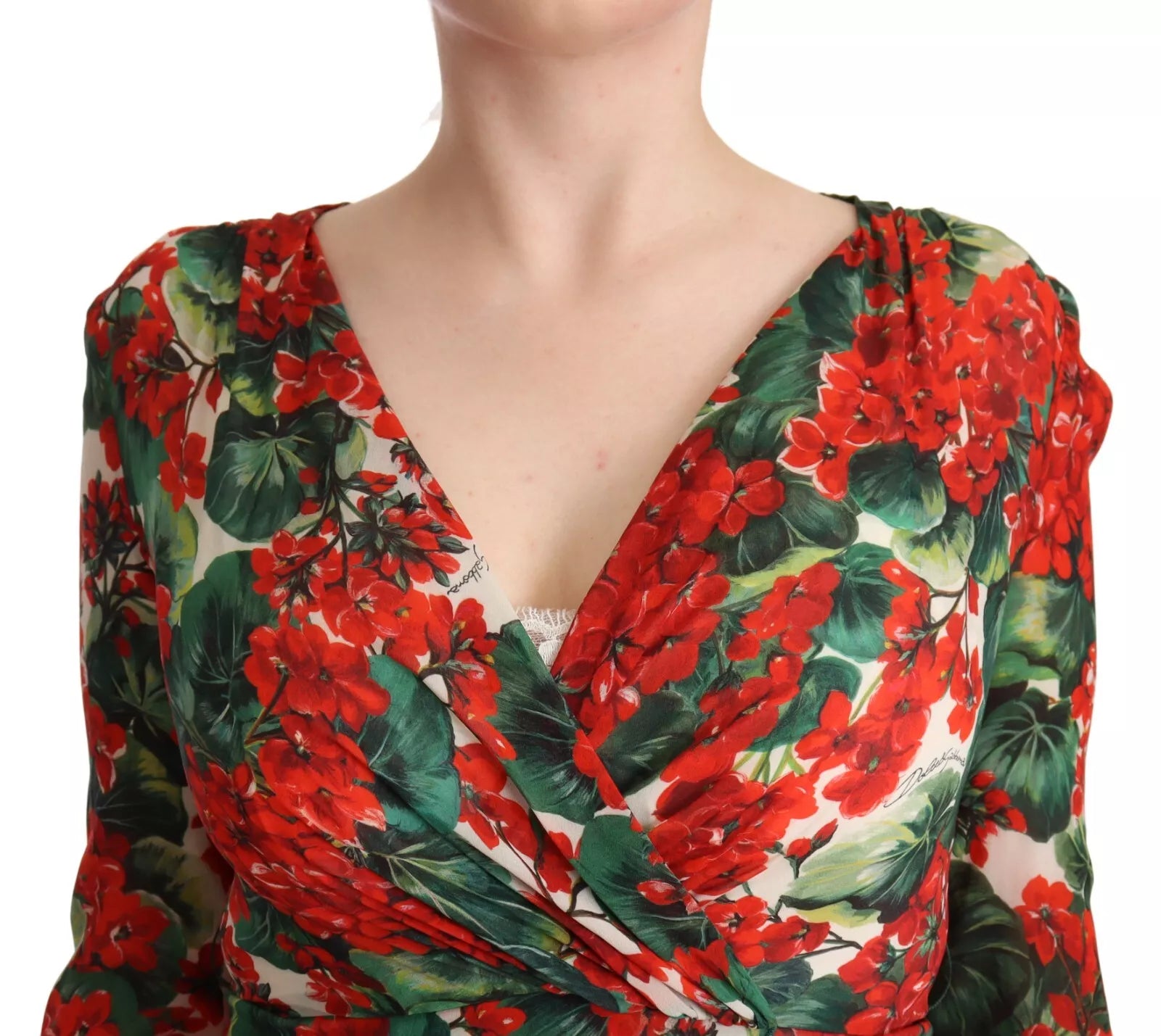 Indulge in the exquisite Dolce & Gabbana Multicolor Portofino-Print Shift Dress, a silk masterpiece embodying Italian craftsmanship and timeless elegance for the discerning individual.