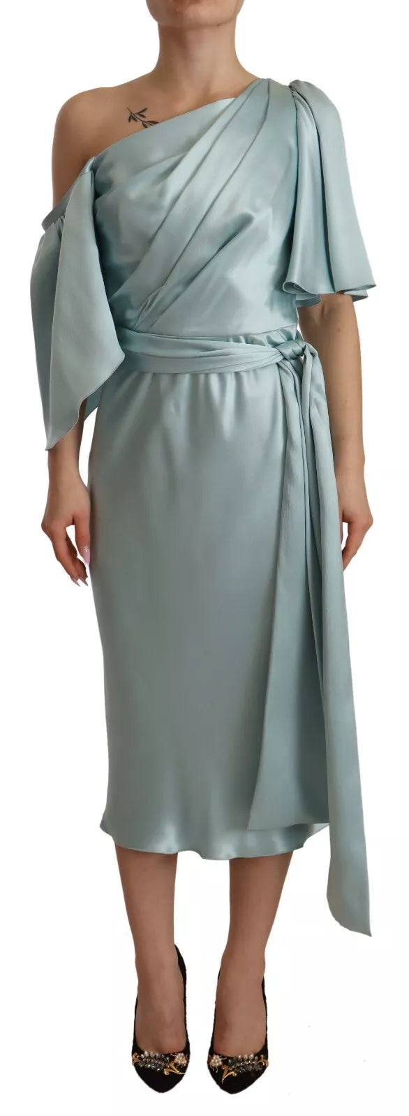 Indulge in the exquisite allure of the Dolce & Gabbana Silk Mint Green One Shoulder Midi Dress, a masterpiece of Italian craftsmanship that embodies modern luxury and elegance.