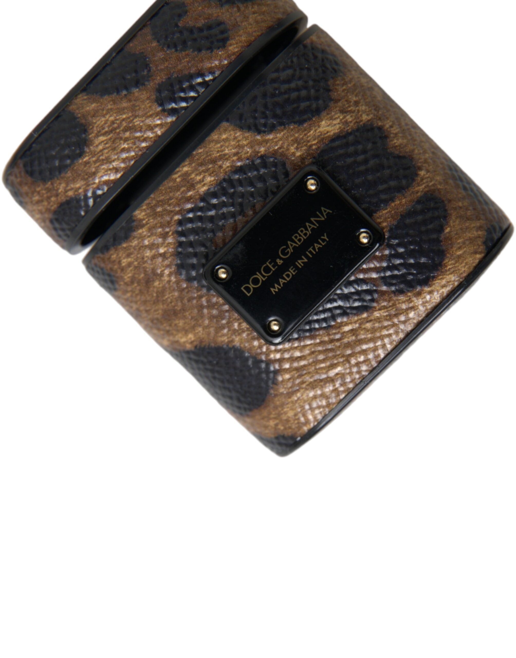 Elevate your style with the Dolce & Gabbana Brown Leopard Calf Leather Airpods Case, a masterpiece of Italian craftsmanship that embodies modern luxury and sophistication.