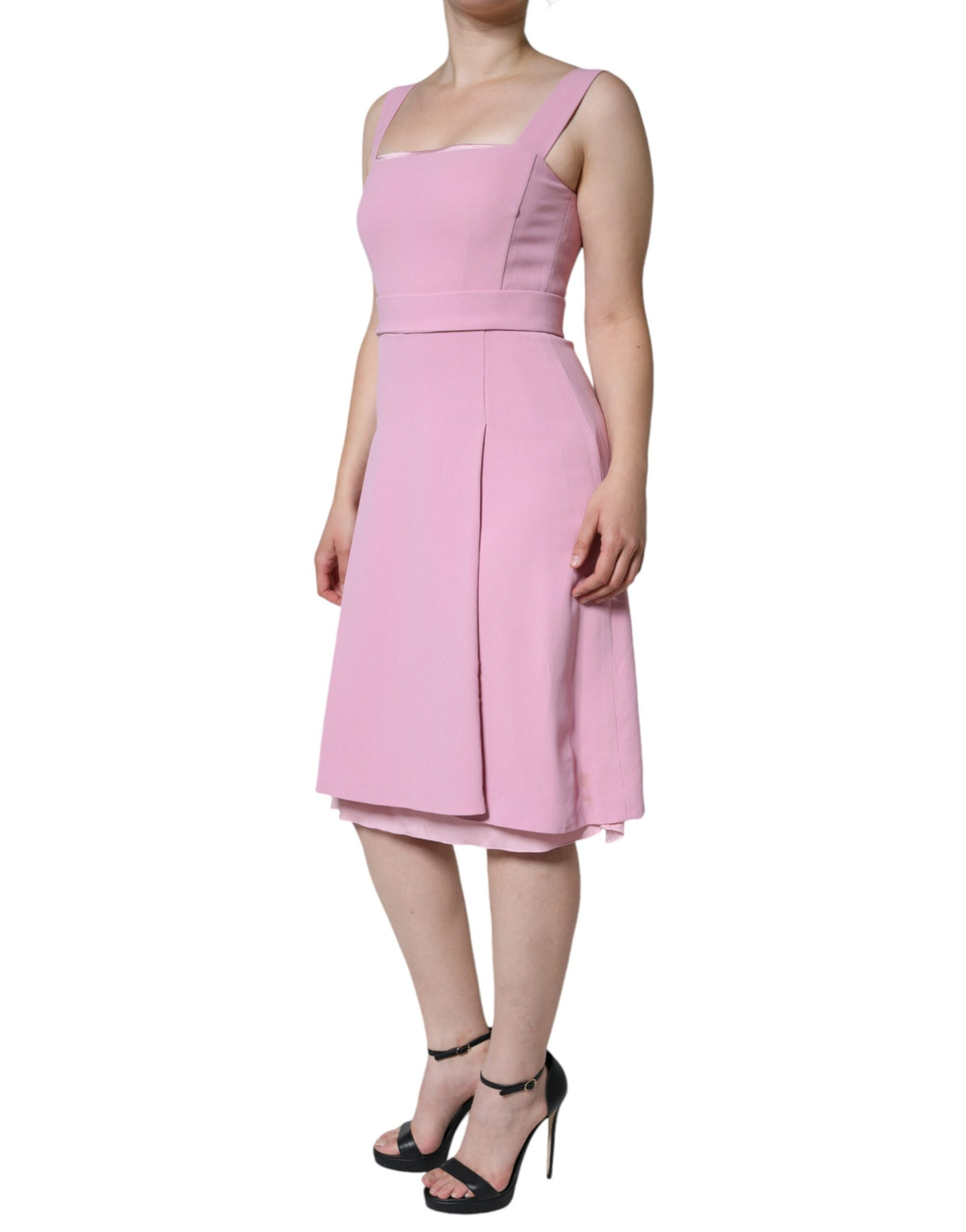Elevate your wardrobe with the Dolce & Gabbana Pink A-line Flare Viscose Sleeveless Dress, a masterpiece of Italian craftsmanship that embodies timeless elegance and refined allure.