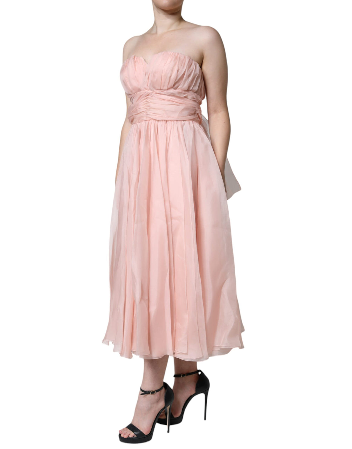 Experience the allure of the Dolce & Gabbana Pink Silk Strapless Maxi A-line Gown, a masterpiece of Italian craftsmanship that embodies timeless elegance and sophistication.