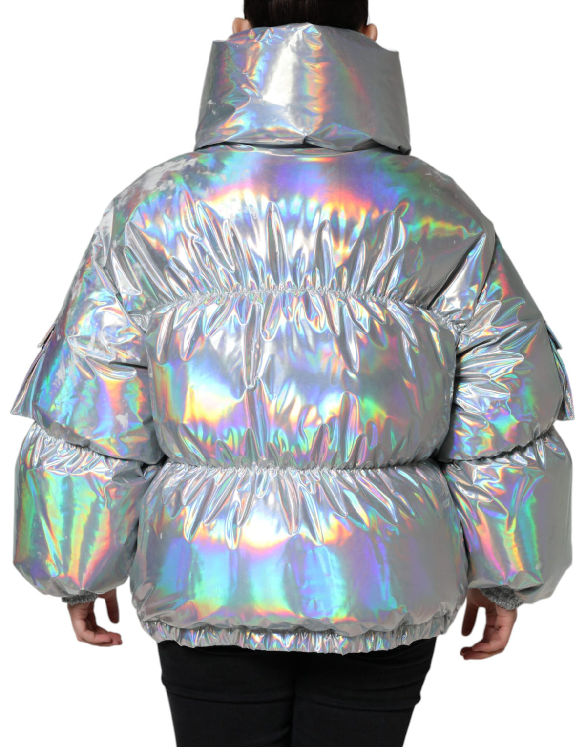 Discover the Dolce & Gabbana Silver Iridescent Puffer Full Zip Coat, a masterpiece of Italian craftsmanship in 100% nylon, embodying luxury and modern elegance for the discerning individual.